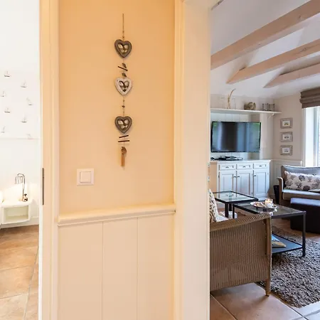 Haus Sonnenstrahl, Strandhaus شقة *